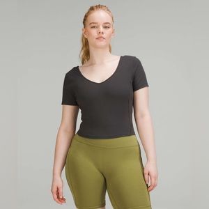 Lululemon Align Tee T-Shirt size 6 Graphite Grey GGRE